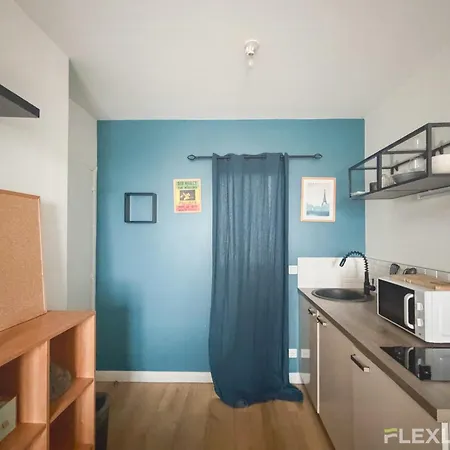 Appartement Cozy In 18